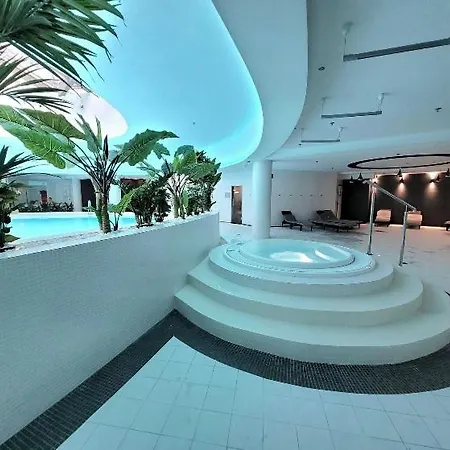 Hanza Tower Capri With Spa Sauna & Jacuzzi & Pool * Szczecin